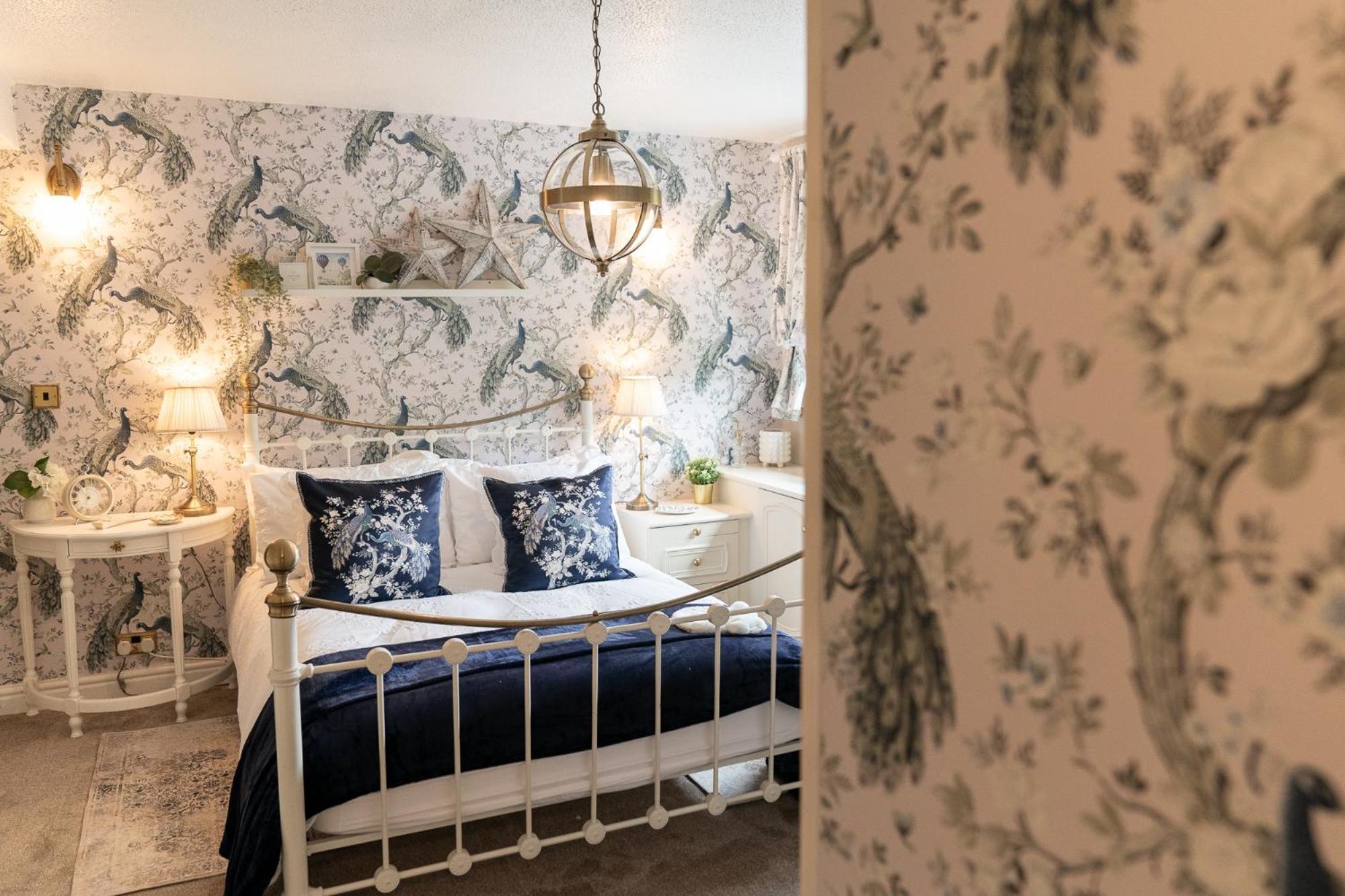Peacock Room At Field View Cottage Eccleston  المظهر الخارجي الصورة
